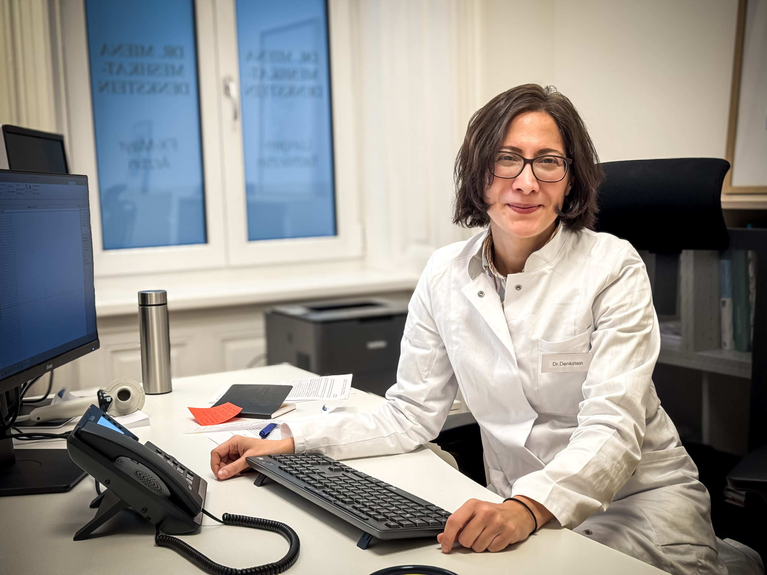 Dr. Miena Meshkat-Denkstein